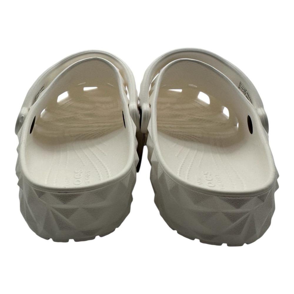 Crocs Classic Geometric Clogs Mens 10‎ Womens 12 White Slides Sandals 209563-100 - Picture 8 of 9